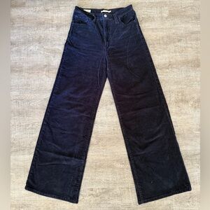 Levi’s Ribcage Wide Leg Corduroy Women's
Jeans